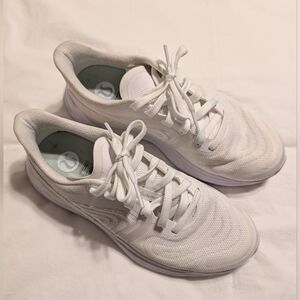 Lululemon Blissfeel Run 2 Running Athletic Shoes White Women's Size 8.5